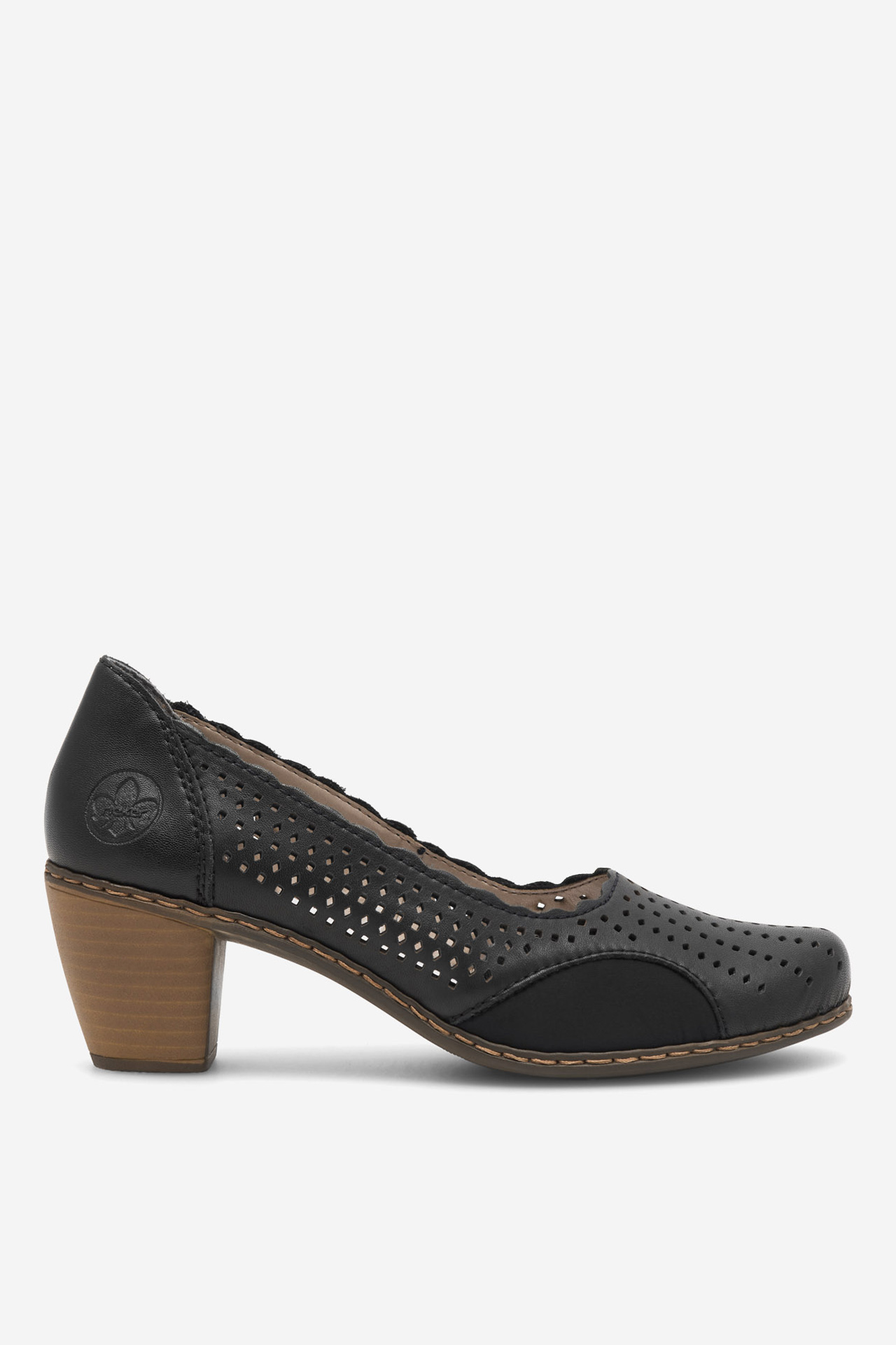 Pantofi cu toc