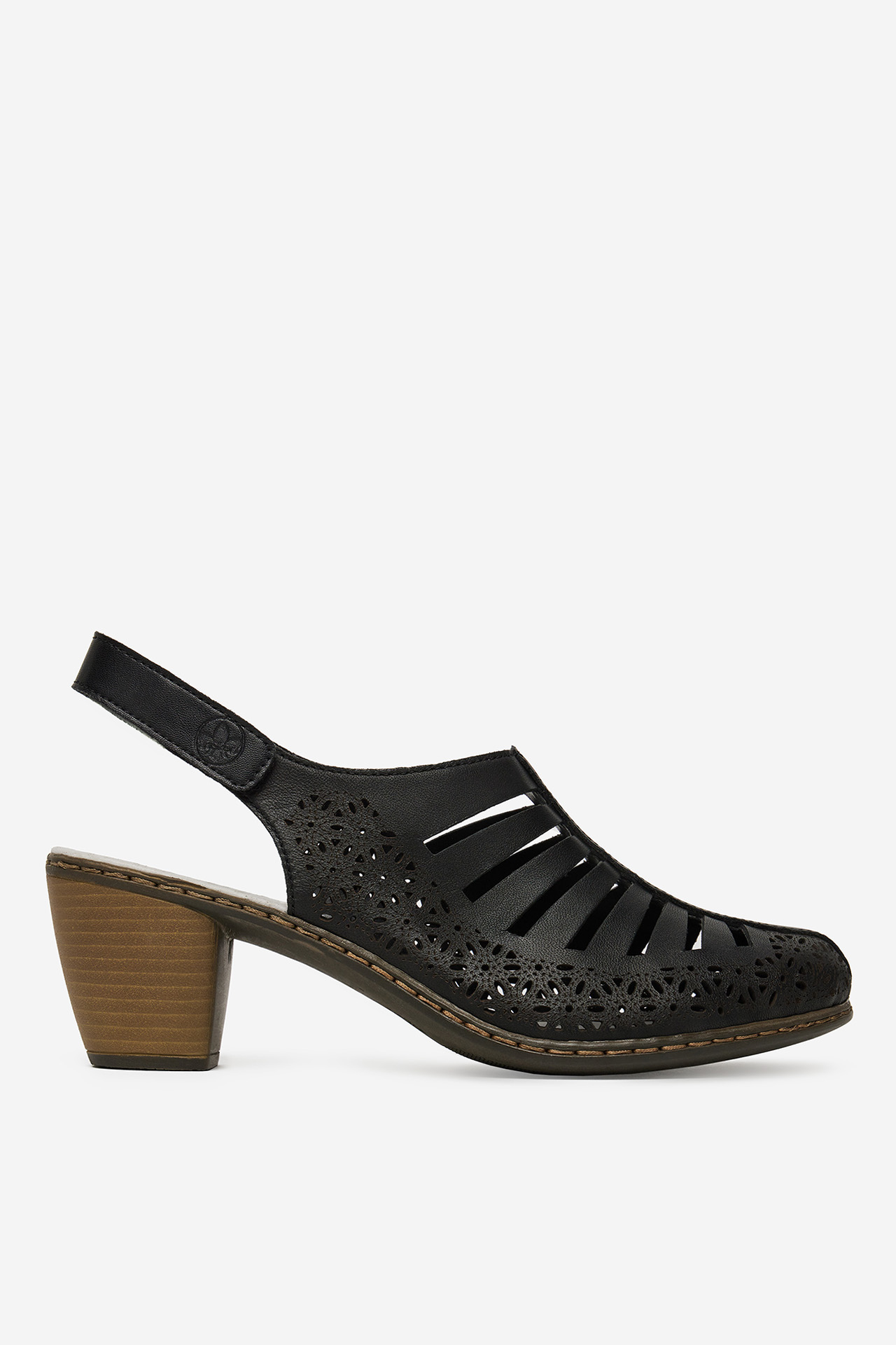 Pantofi cu toc