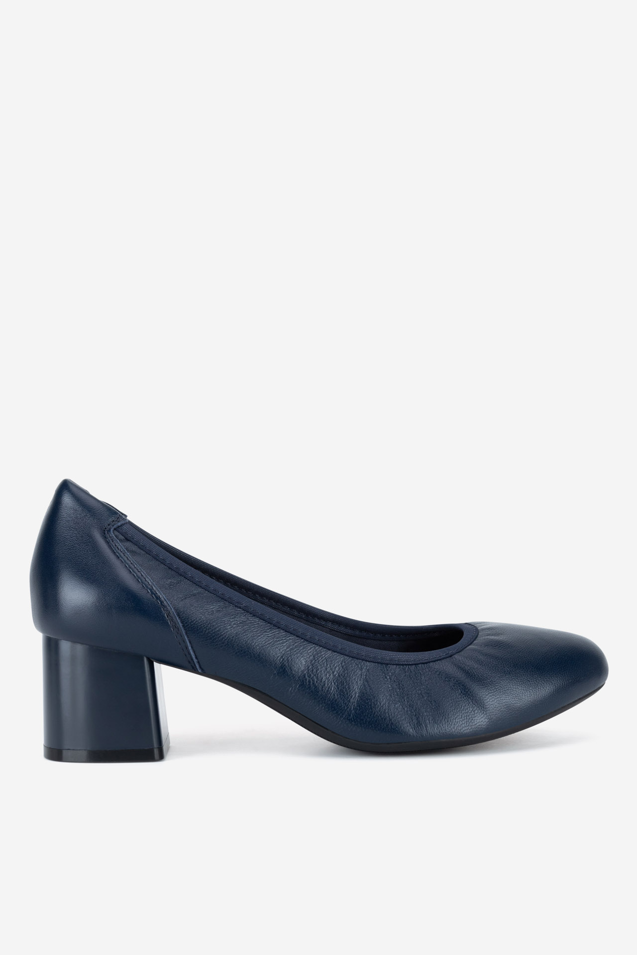 Pantofi cu toc