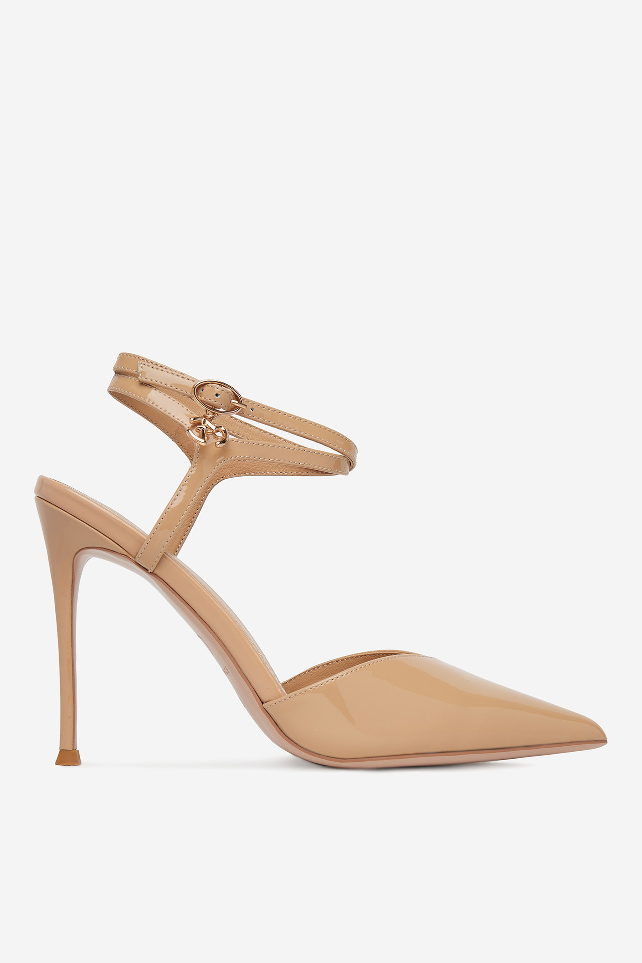Pantofi stiletto