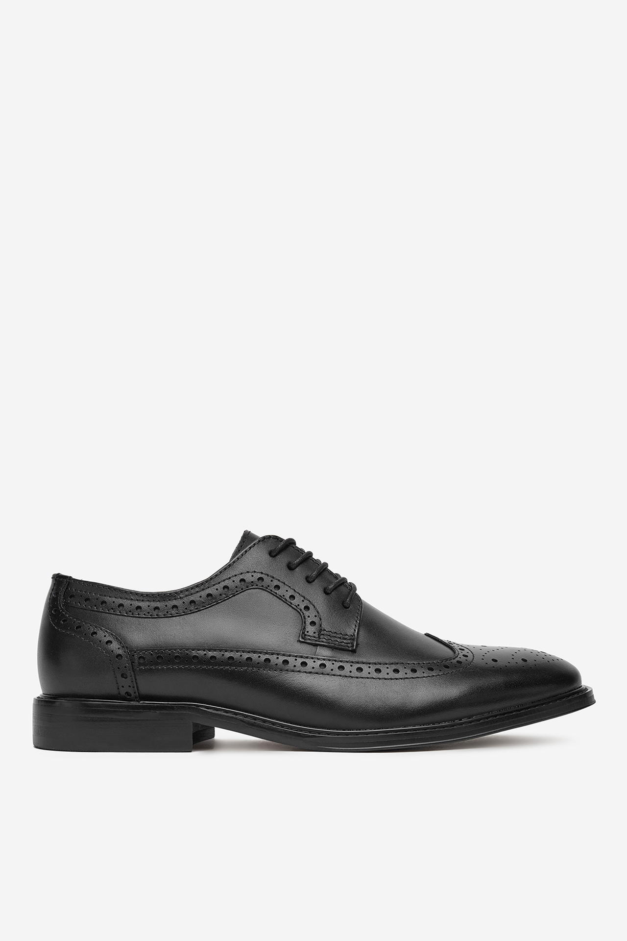 Pantofi brogue