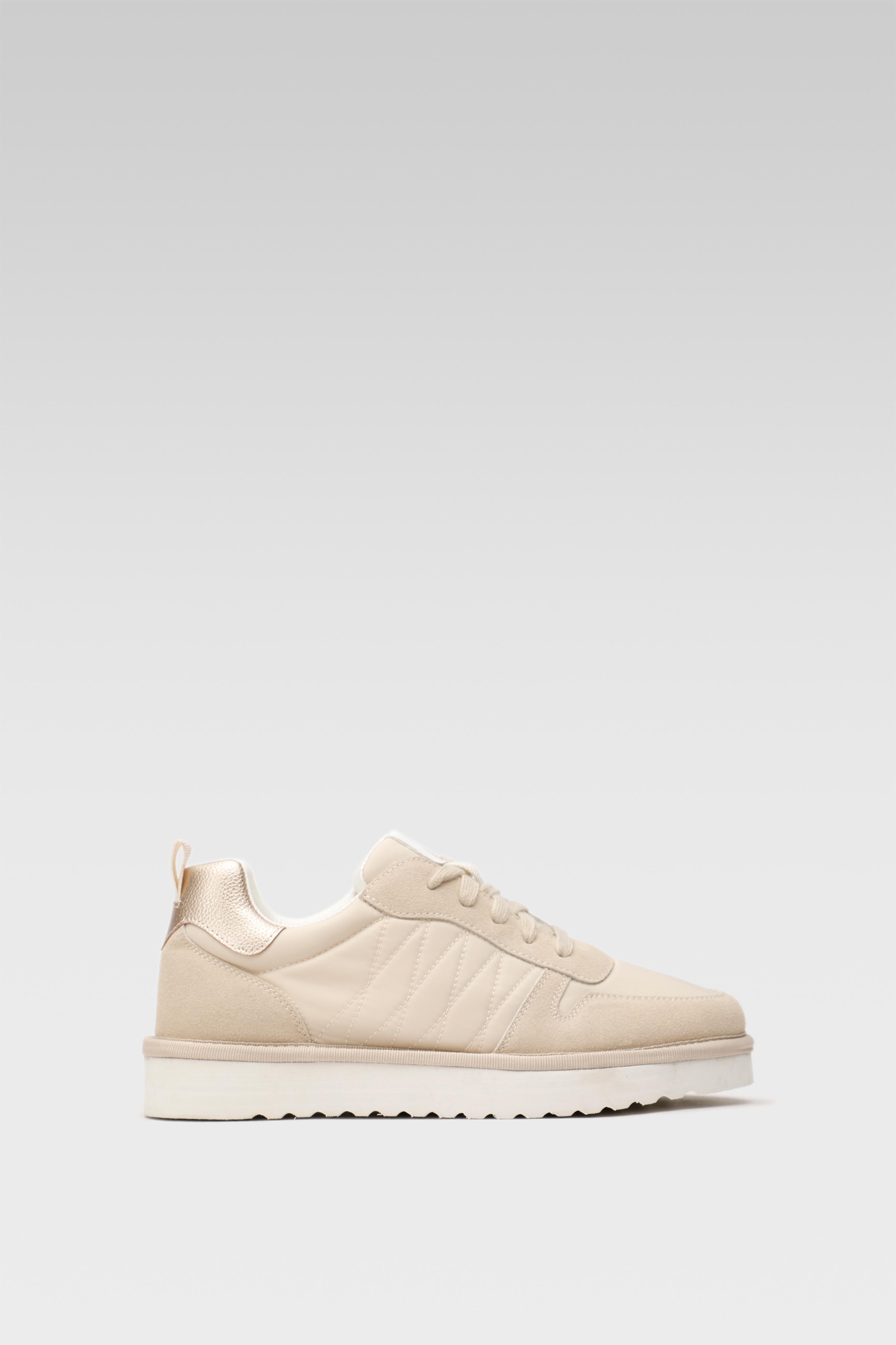 Sneakerși Clara Barson