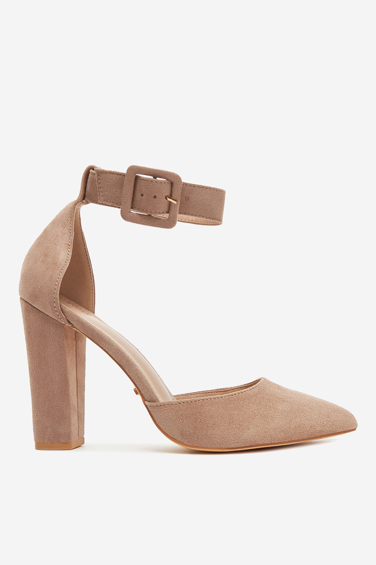 Pantofi cu toc
