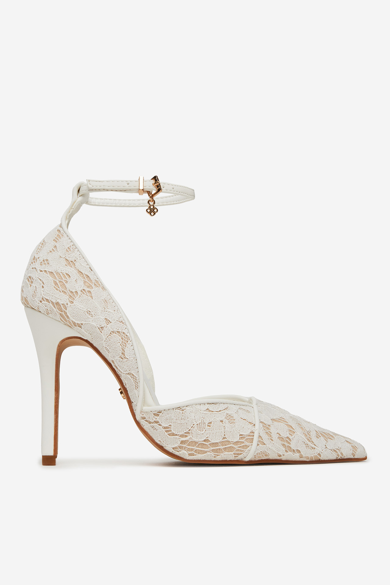 Pantofi stiletto
