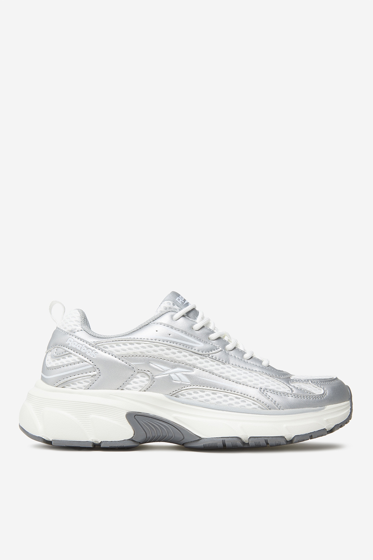 Sneakersy