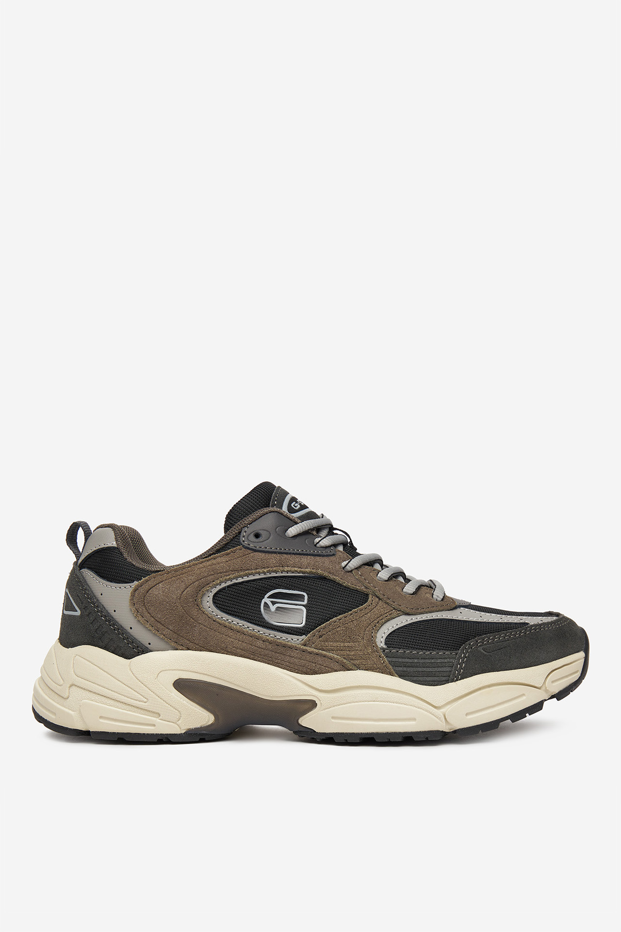 Sneakersy