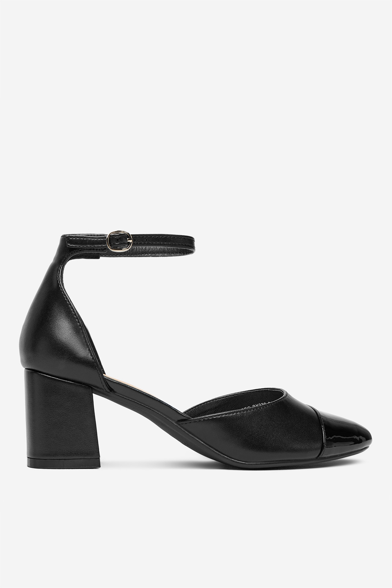 Pantofi cu toc