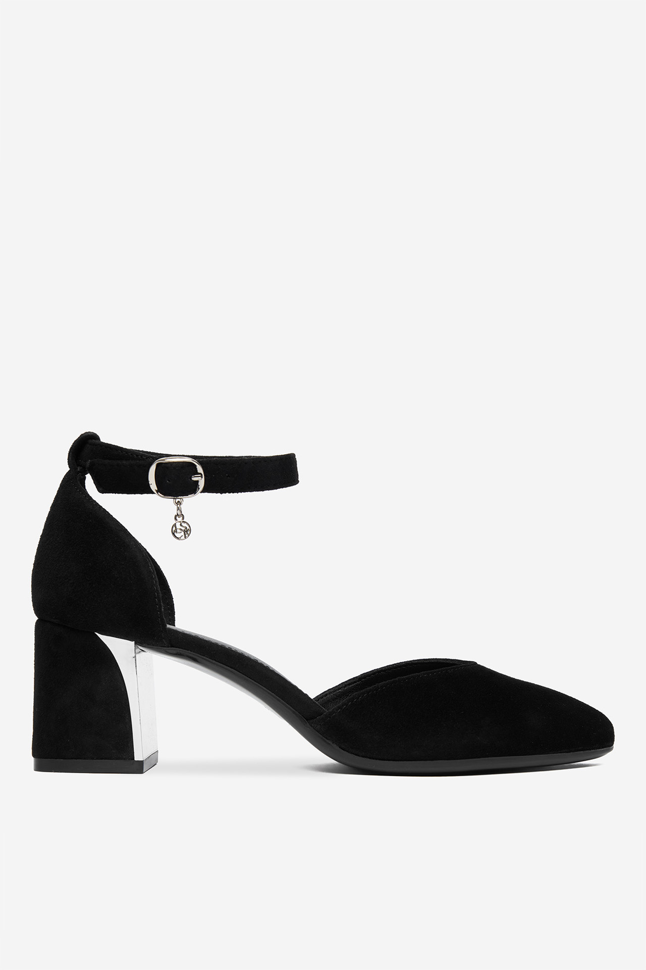 Pantofi cu toc
