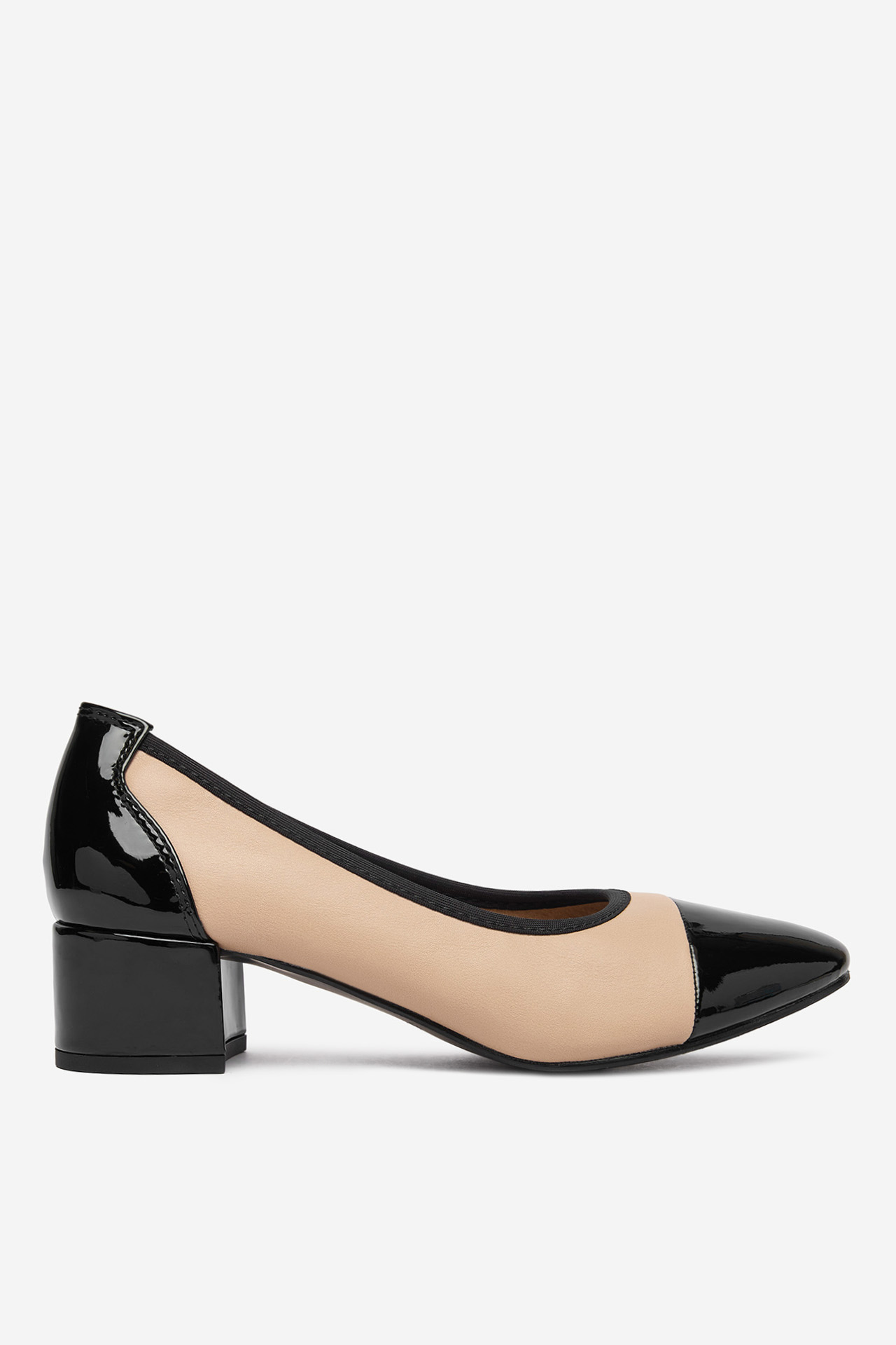 Pantofi cu toc