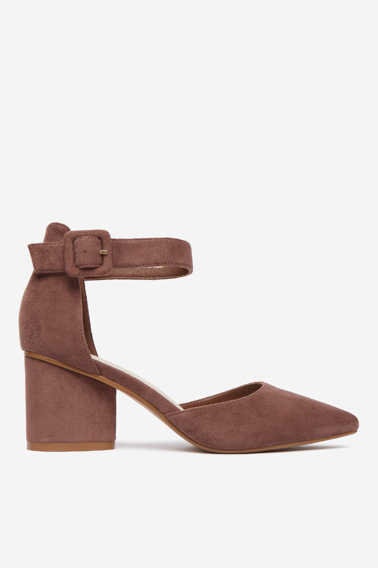 Pantofi cu toc