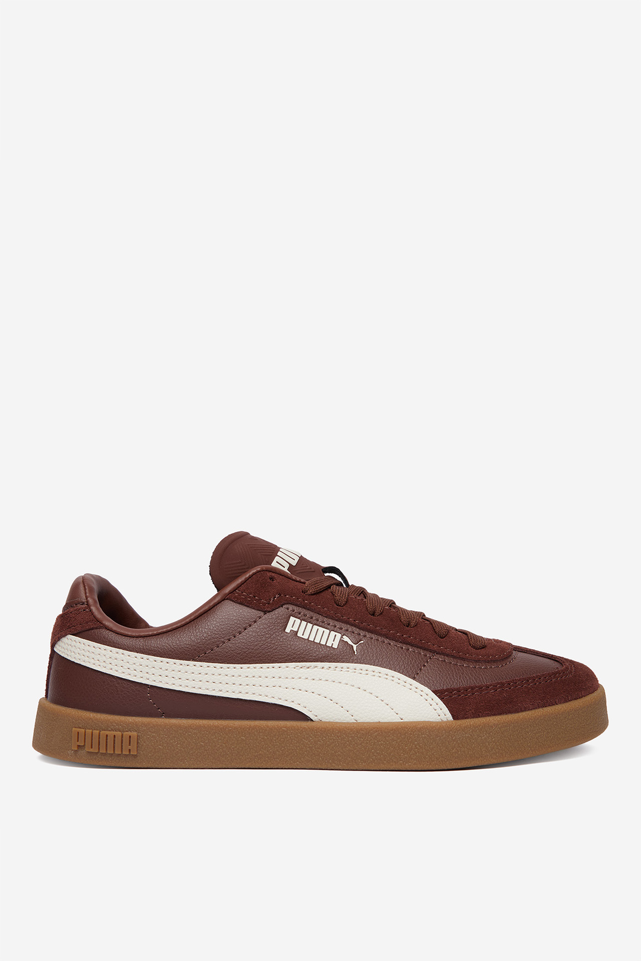 Sneakersy