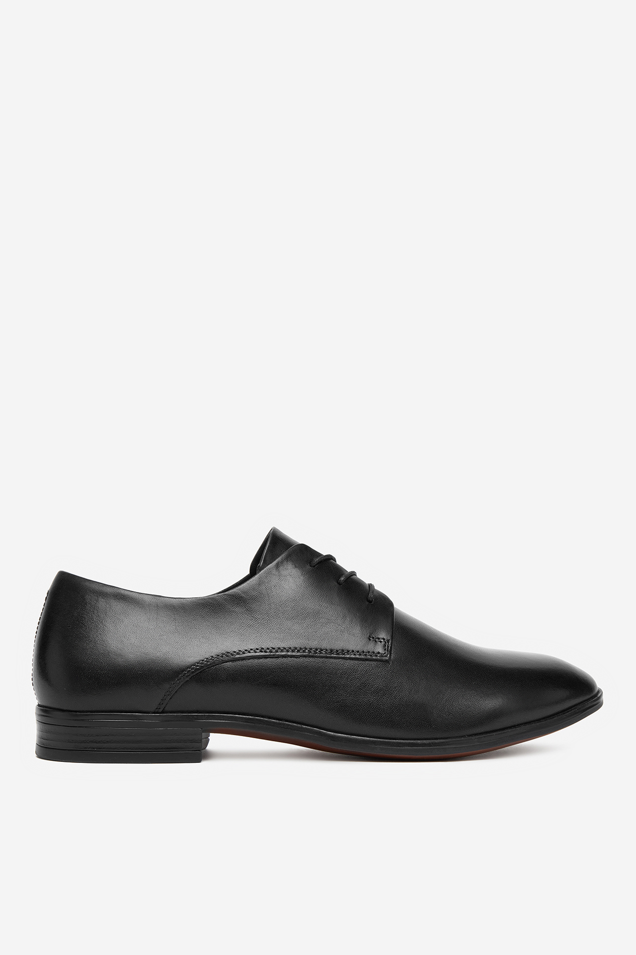 Pantofi