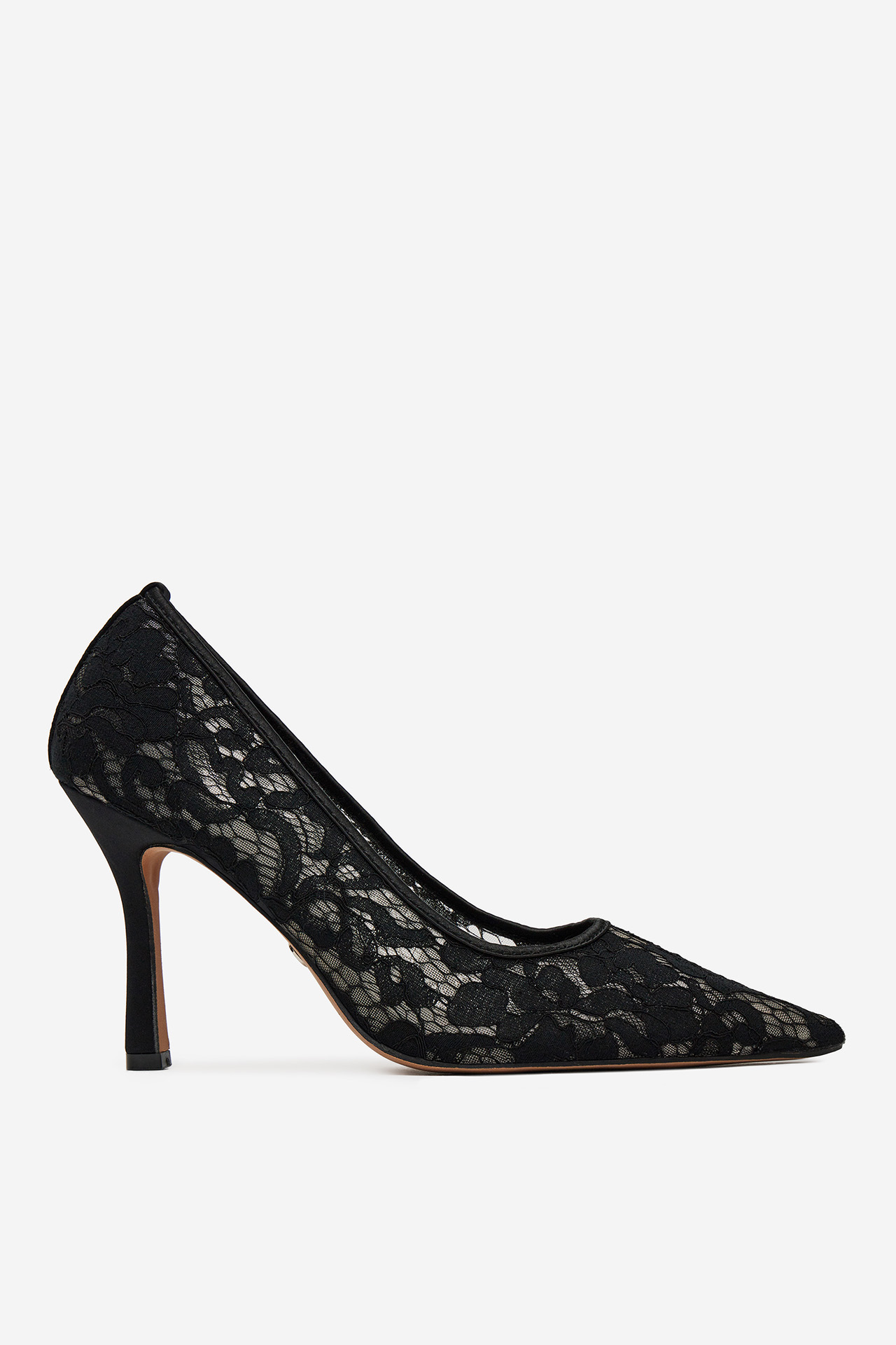 Pantofi stiletto